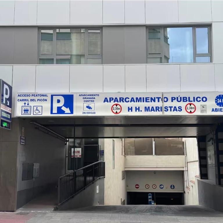 Picón Center ll, parking gratis - One-Bedroom Apartment - 16