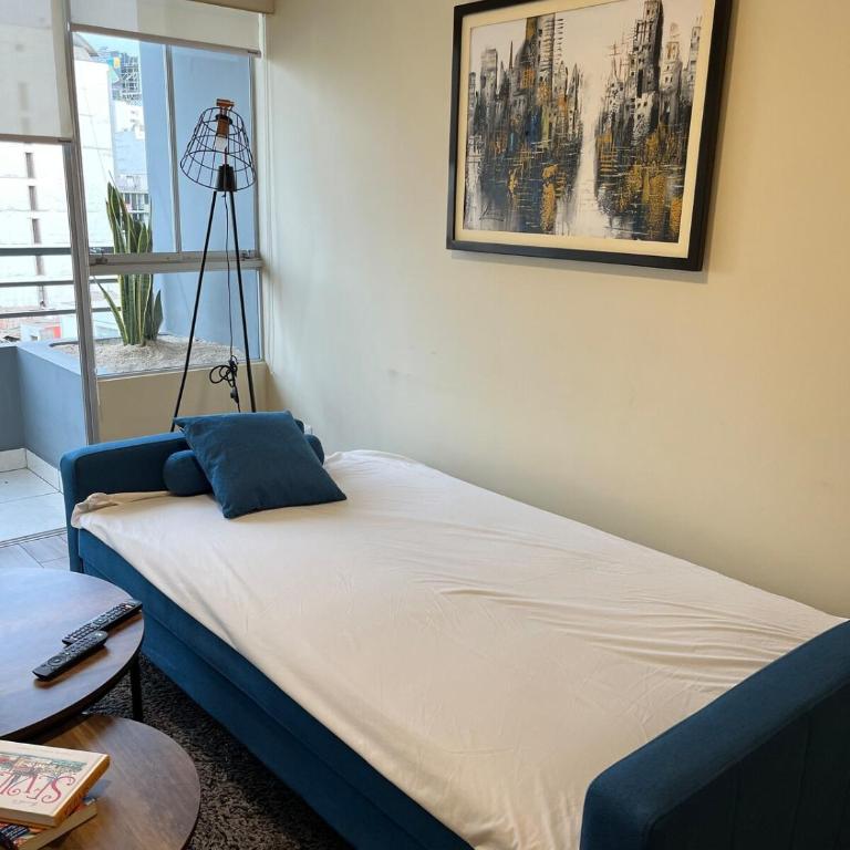 Heart of Miraflores - 4BR - Steps to Kennedy Park - Apartment - 16