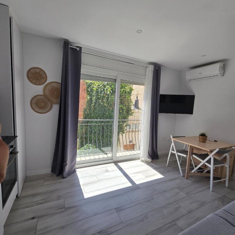 Maris 2 - One-Bedroom Apartment - 4