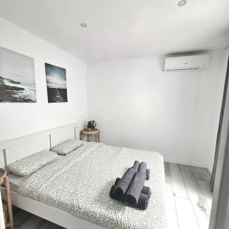 Maris 2 - One-Bedroom Apartment - 11