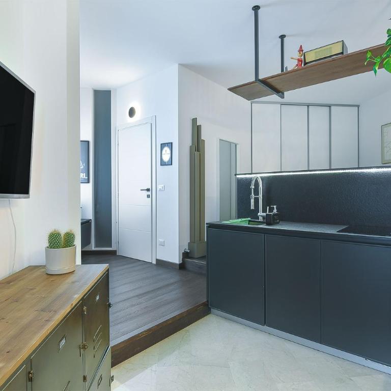 Fabula - Studio & Private Rooms - Studio Apartment with Balcony - 9