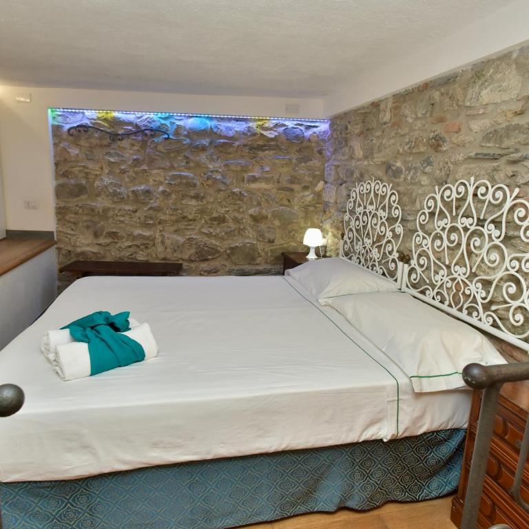 The Vernazza Main Plaza - Rooms & Suites - Family Studio - 18