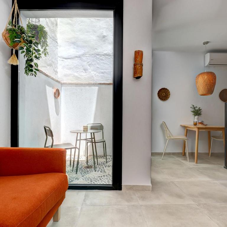 Historic Townhouse, Rooftop and Courtyard - Casa con 1 dormitorio - 2