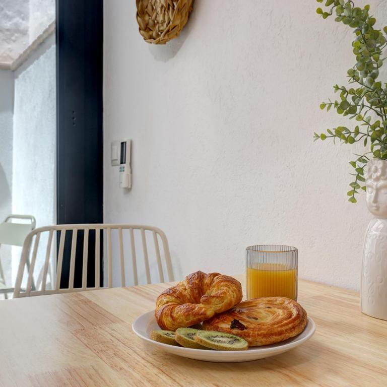 Historic Townhouse, Rooftop and Courtyard - Casa con 1 dormitorio - 23