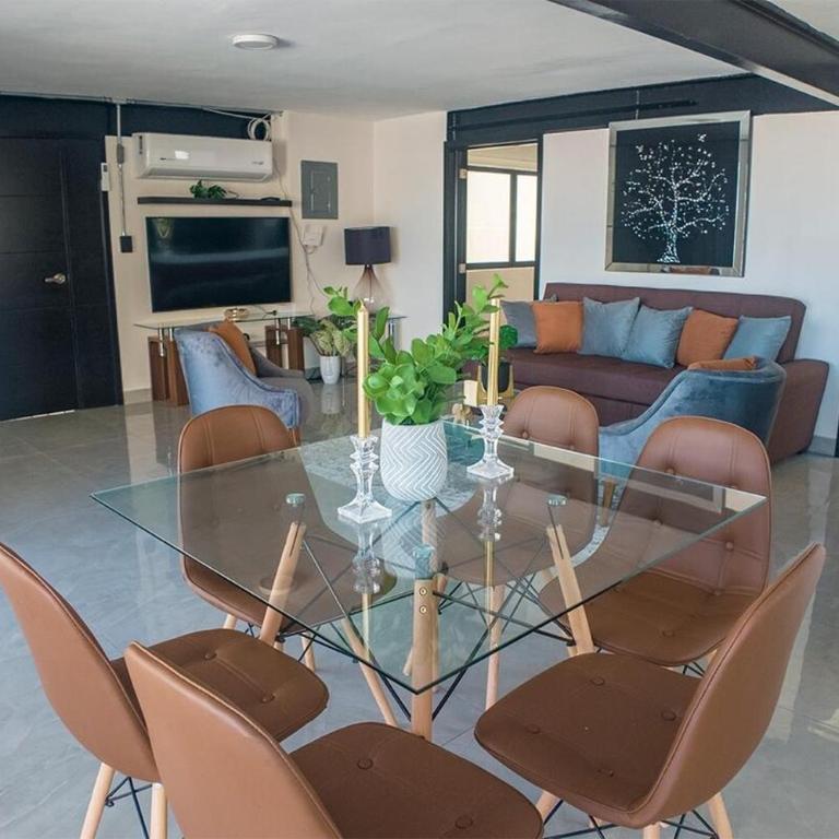 Penthouse con Terraza - Three-Bedroom Apartment - 8