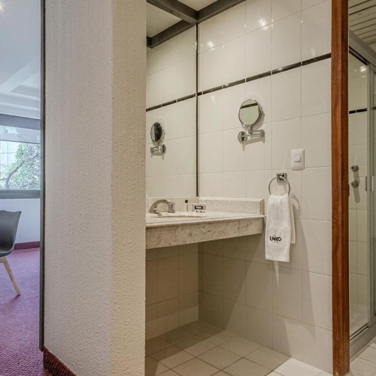 Uniko Living Roma - King Room with Spa Bath - 4