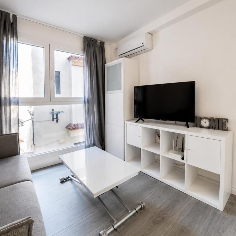 Pedregalejo Home: Near Beach, AC and Workspace - Apartamento de 2 dormitorios - 13