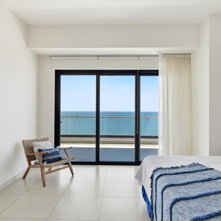 Tower Altomare on Malecón with King Bed and 10th floor views - Two-Bedroom Apartment - 20