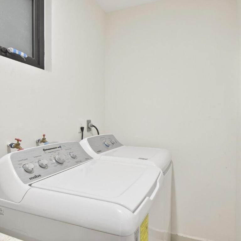 Tower Altomare on Malecón with King Bed and 10th floor views - Two-Bedroom Apartment - 32
