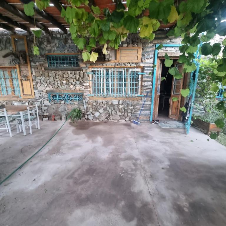 Mountain House with Wonderful View - Casa con 1 dormitorio - 4