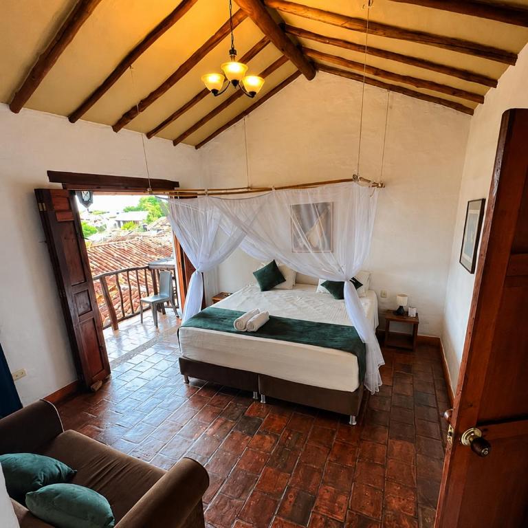 Posada Sueños de Antonio - Double Room with Balcony - 8