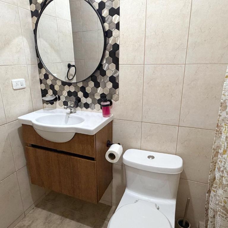 Luminoso departamento con Parking & WiFi - Two-Bedroom Apartment - 11