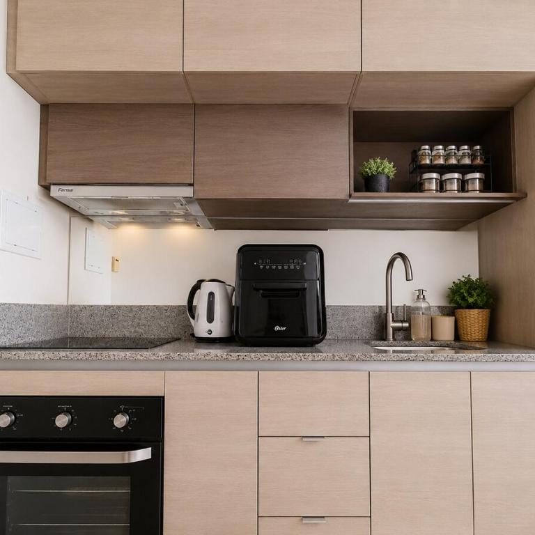 Moderno Depto Frente a Florida Center y Metro Bellavista - One-Bedroom Apartment - 6