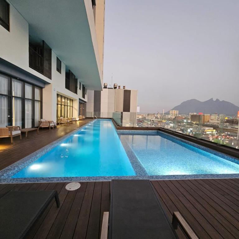 Espectacular y exclusivo departamento en Monterrey - Three-Bedroom Apartment - 15