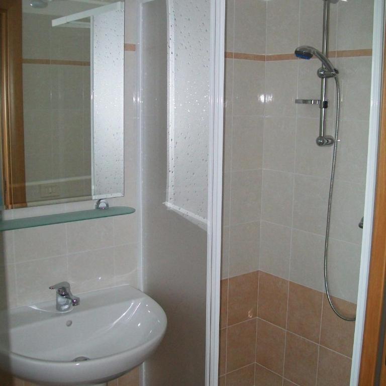 Bed & Breakfast La Collinetta - Camera Matrimoniale/Doppia con Letti Singoli - 11