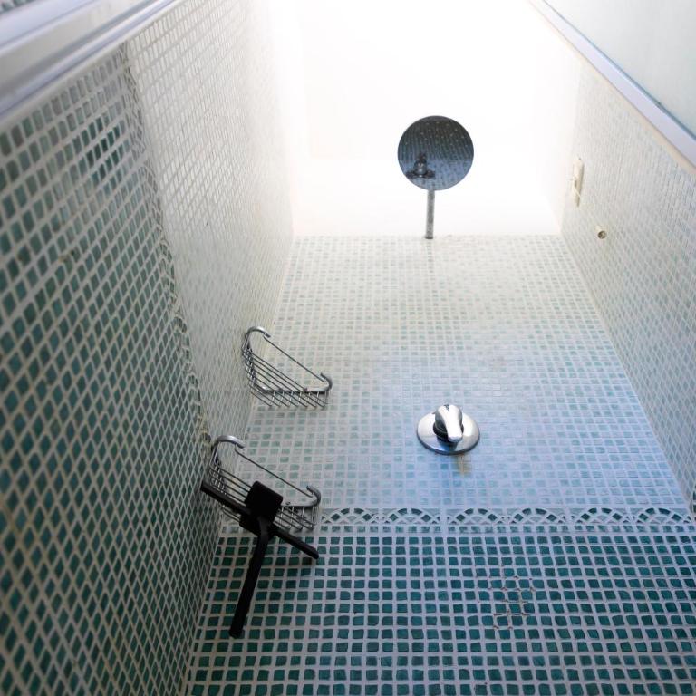Bados APTs - One-Bedroom Apartment with Garden - 35