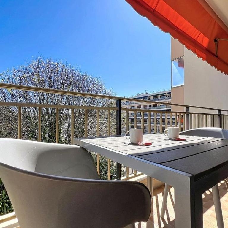 T3 spacieux Antibes centre avec doubles balcon - Appartement 3 Chambres - 10