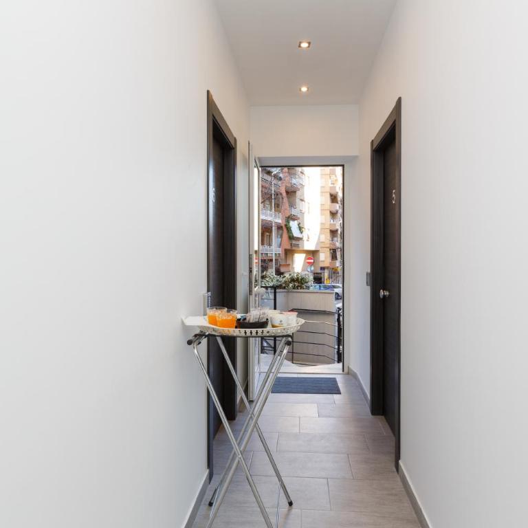 Domus Arena - Double Room with Private Bathroom - 15