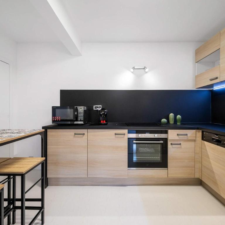 Charming apartment in the heart of the city center AC - Apartamento - Planta baja - 4
