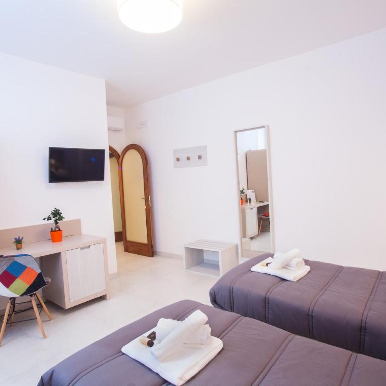 Il Gallo Con Gli Stivali - Deluxe Double or Twin Room with Balcony - 13