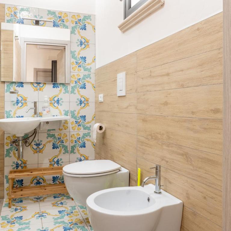 Perla Marina Rooms - Dreibettzimmer mit Dusche - 8