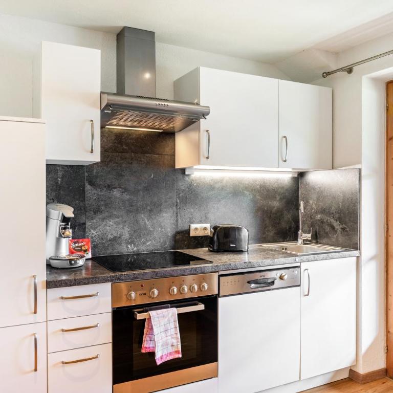 Raner Hof - Appartement 3 Chambres Premium avec Balcon - 6