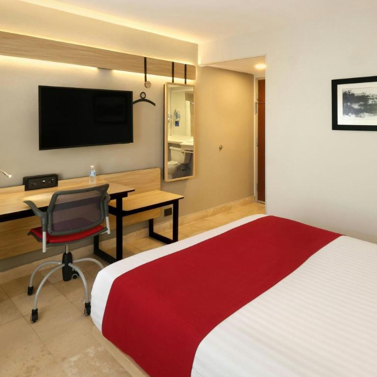 City Express by Marriott Cancun - Habitación con cama grande - 12