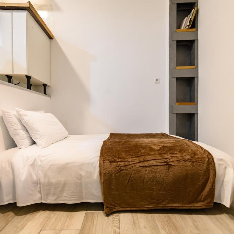 TET261I - Piso de 1 dormitorio con terraza en el Centro de Madrid - Alquiler temporal - One-Bedroom Apartment - 12