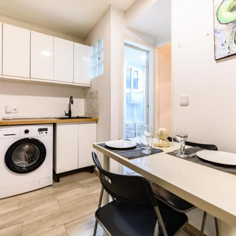 TET261I - Piso de 1 dormitorio con terraza en el Centro de Madrid - Alquiler temporal - One-Bedroom Apartment - 17