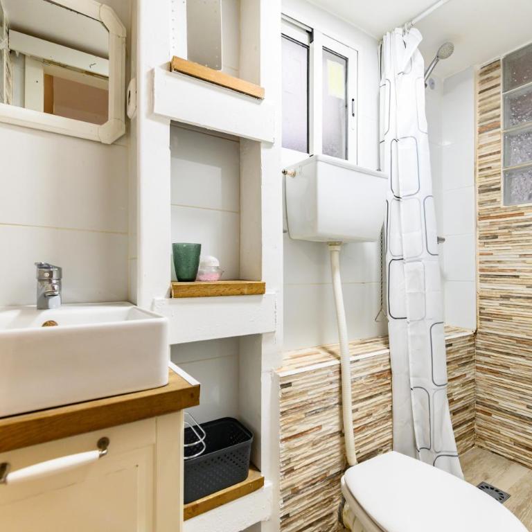 TET261I - Piso de 1 dormitorio con terraza en el Centro de Madrid - Alquiler temporal - One-Bedroom Apartment - 25