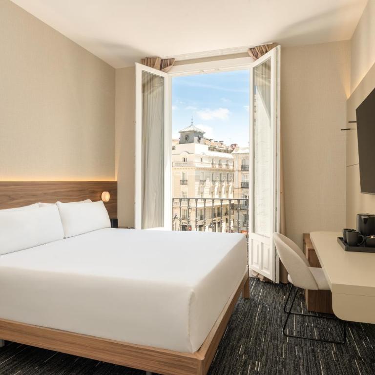 FORTINN Puerta del Sol - Junior Suite with Balcony - 3