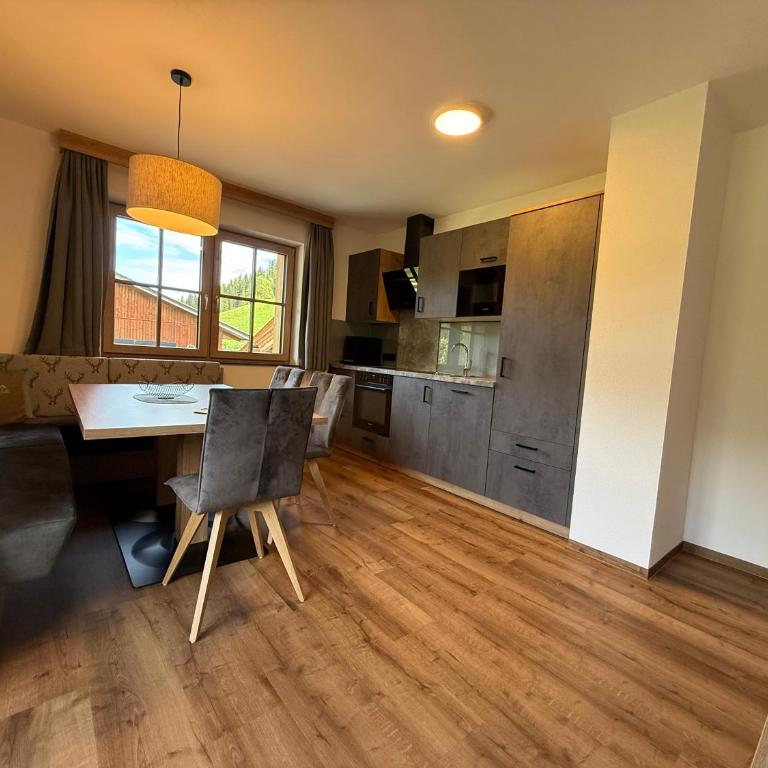 Griesbauer Familie Gehwolf - Apartment mit 2 Schlafzimmern und Balkon - 1