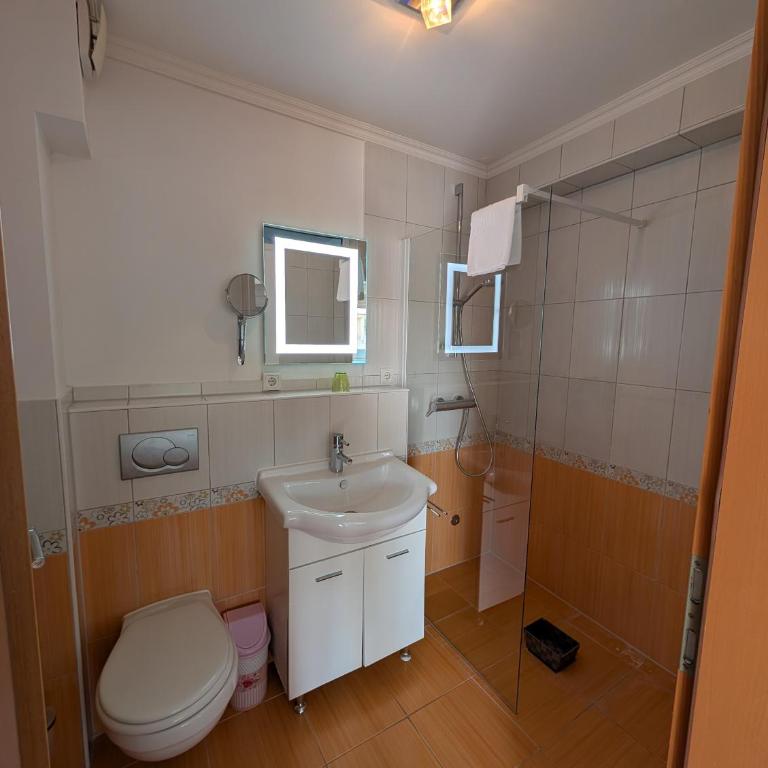 Villa Apartmani Anja - Apartman sa Balkonom - 1