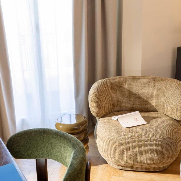 Hotel Du Flaneur - Chambre Deluxe avec Balcon - 3