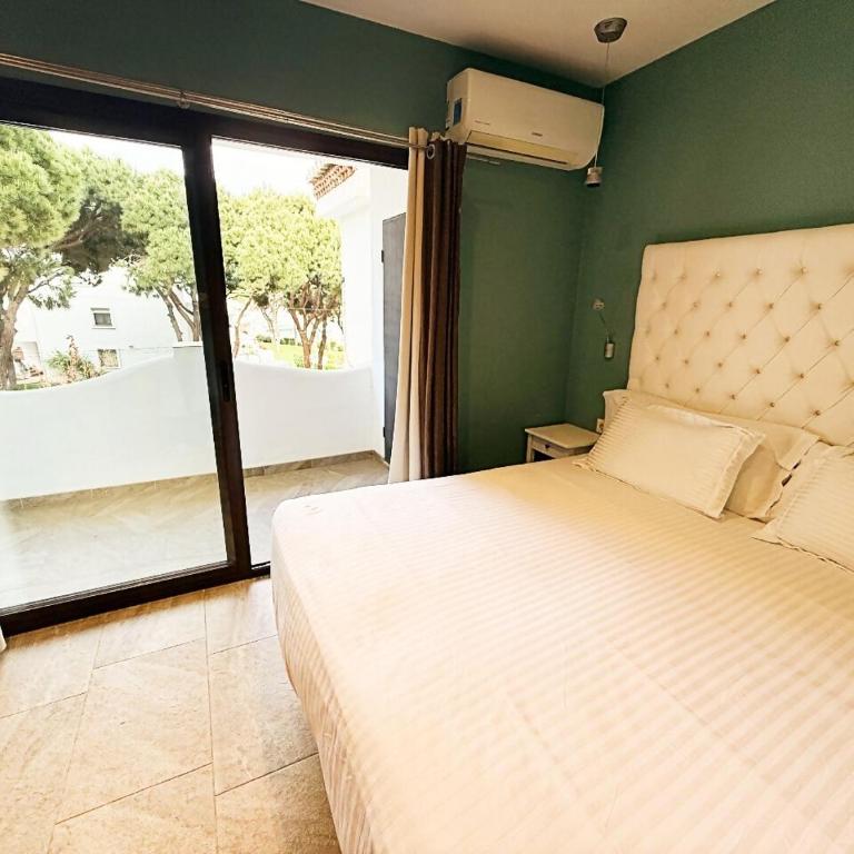 Casa a pasos de la playa en frente de la piscina - Casa de 2 dormitorios - 8