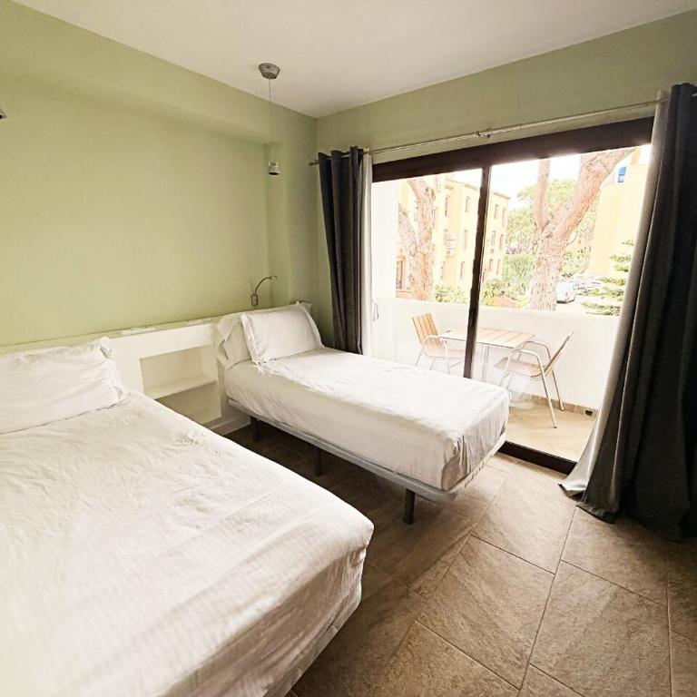 Casa a pasos de la playa en frente de la piscina - Casa de 2 dormitorios - 31
