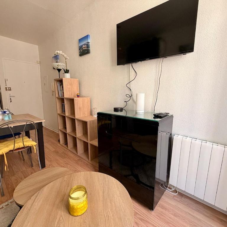 Boétie - T1 Bis avec 1 Lit 1 Canapé-Lit au Centre de Bordeaux - One-Bedroom Apartment - 5