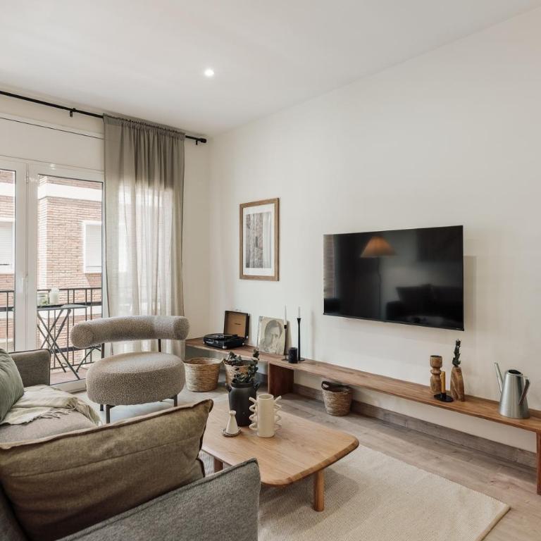 Spacest - Carrer de Puigmartí A - Apartment - 2
