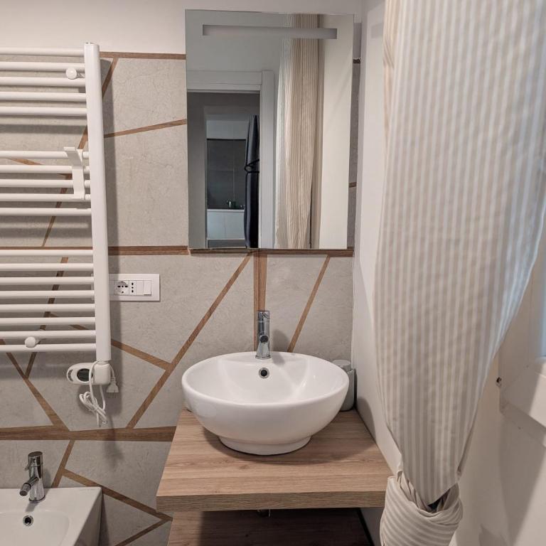 HomeCtGb91 - One-Bedroom Apartment - 22