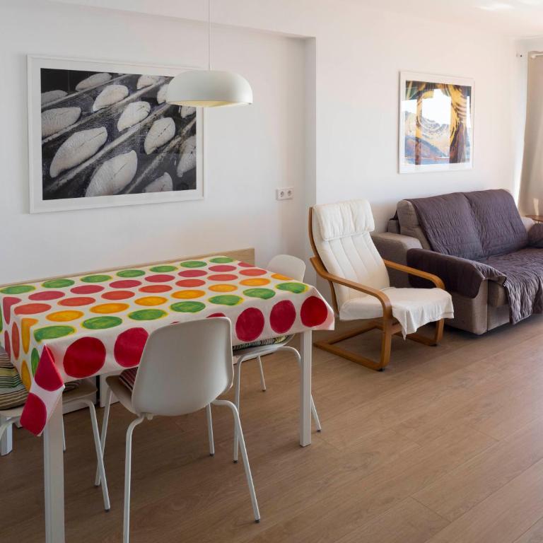 Seafront apartment with parking - Apartamento de 2 dormitorios con terraza y vistas al mar - 7