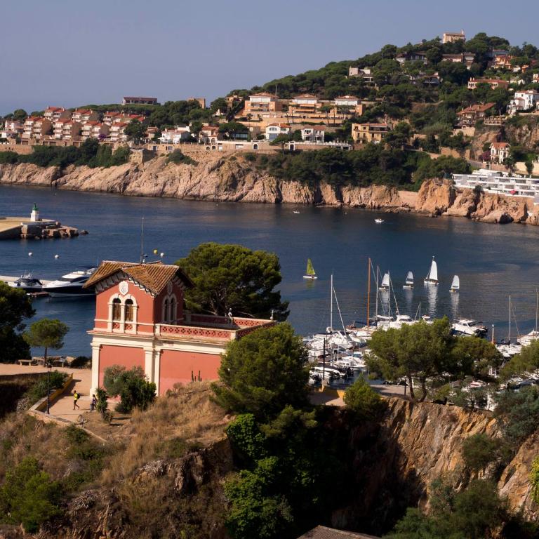 Seafront apartment with parking - Apartamento de 2 dormitorios con terraza y vistas al mar - 5