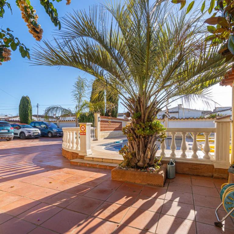 RESIDENCIA ALBERES -Apartamento completo con piscina, barbacoa, parking- A - Apartamento de 2 dormitorios - 10
