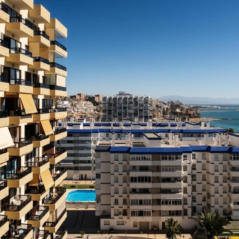 Modern Loft Beachfront Aloha Playa - Apartamento de 2 dormitorios - 33