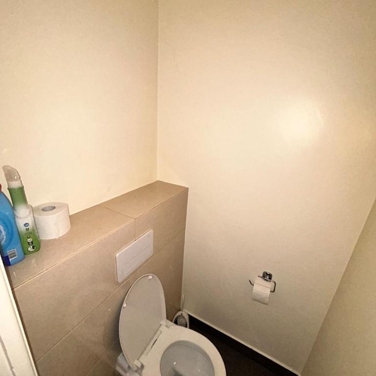 Cozy 1 Bedroom in Central Geneva - Appartement 2 Chambres - 2