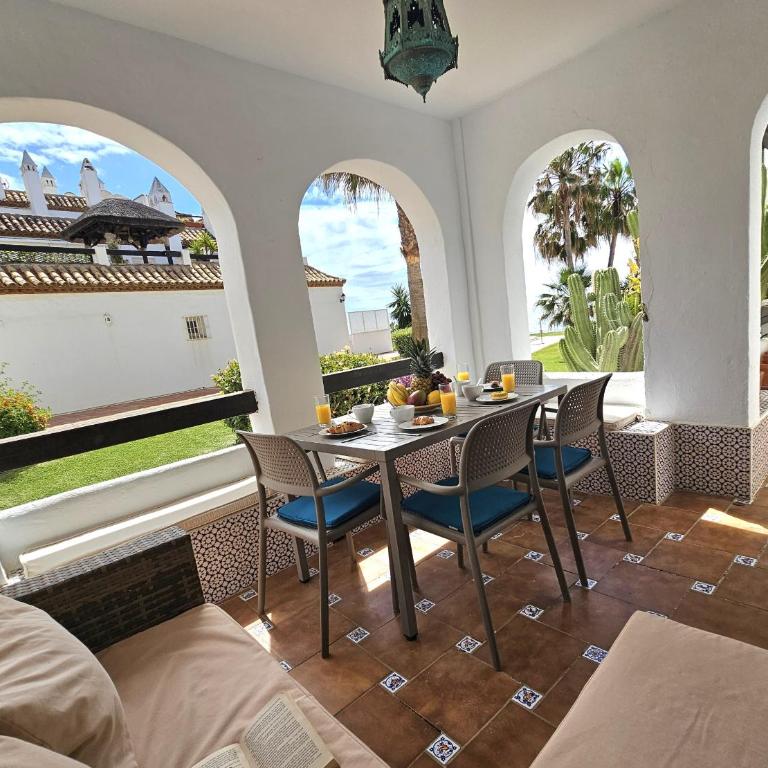 Playa Lucera CS210 - Apartamento de 2 dormitorios con vistas parciales al océano - 1