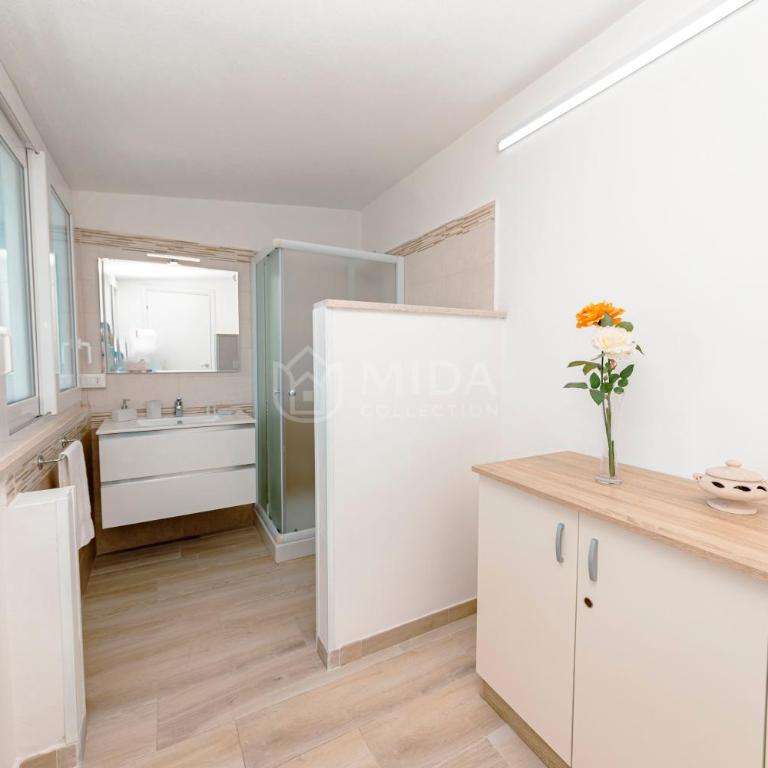 LORY'S HOUSE - Triple Room with Private Bathroom - 10