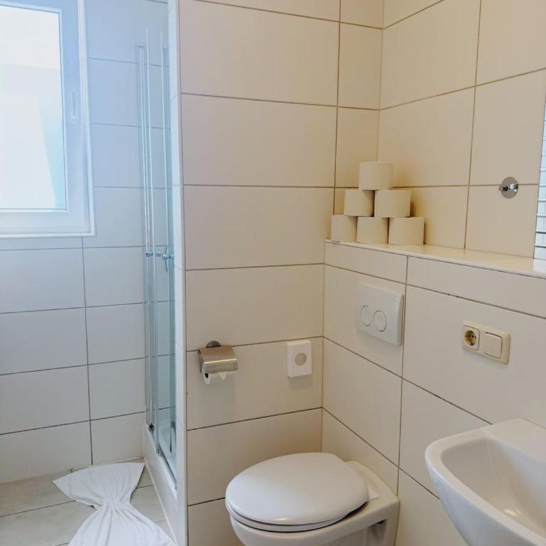 my Hostel Füssen - Doppelzimmer mit Gemeinschaftsbad - 5