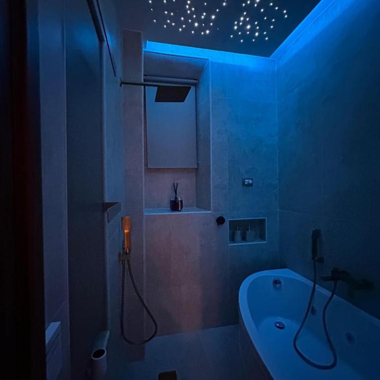 A Dolce Casa Romana Lux Jacuzzi Metro A 2 min - Appartamento Deluxe con 1 Camera da Letto - 26