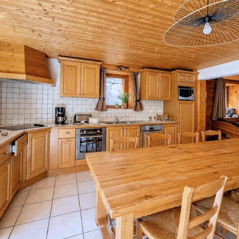 Chalet de charme - 8 pers. - FR-1-452-418 - Chalet 3 Chambres - 10
