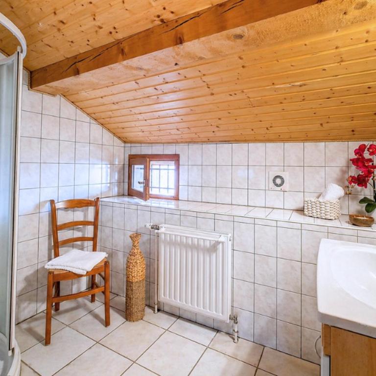 Chalet de charme - 8 pers. - FR-1-452-418 - Chalet 3 Chambres - 15